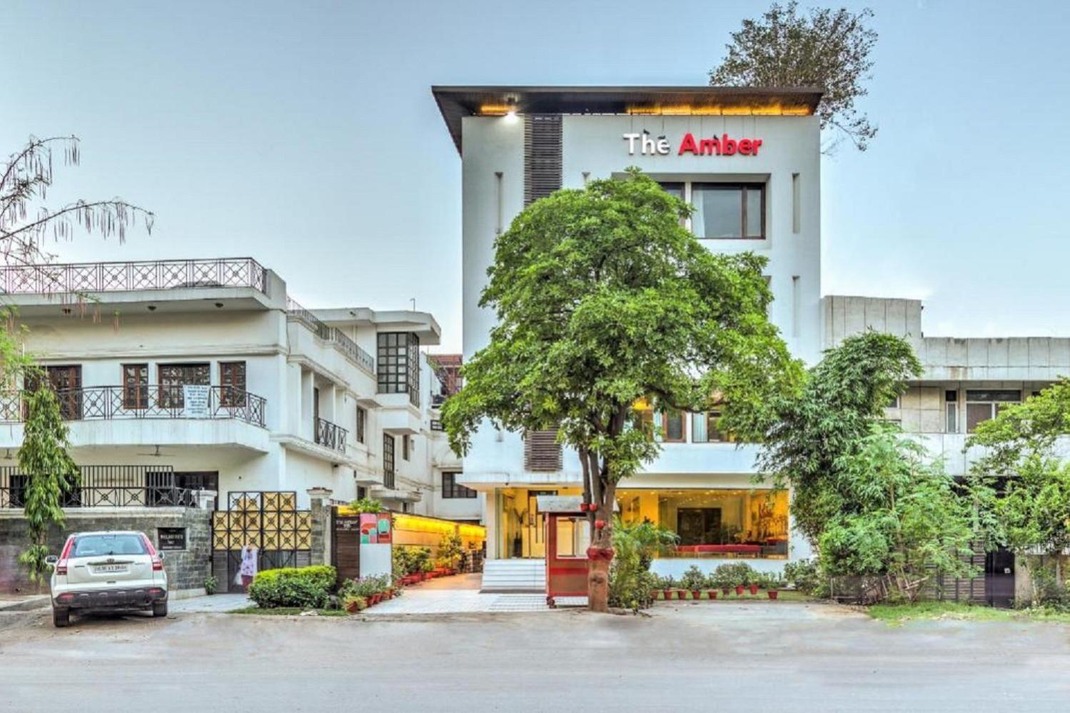 Amber Inn By Orion Hotels Nova Deli Exterior foto